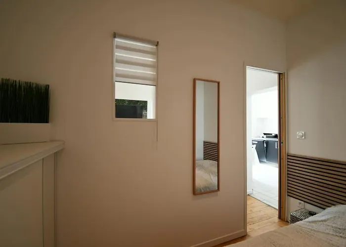 Petite Maison De Pêcheur Et Velos